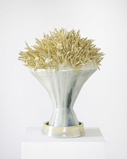 REBAONE FINGER, A BOUQUET FOR THE GIRL I LOVE MOST... DARLA
2024, CERAMIC