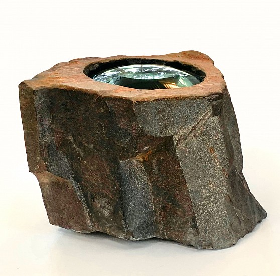 DIANA VIVES, ALL OUR YESTERDAYS II (I)
HORNFELS FROM THE MALMESBURY GROUP, FLINT GLASS MEDICAL GRADE MAGNIFYING LENS